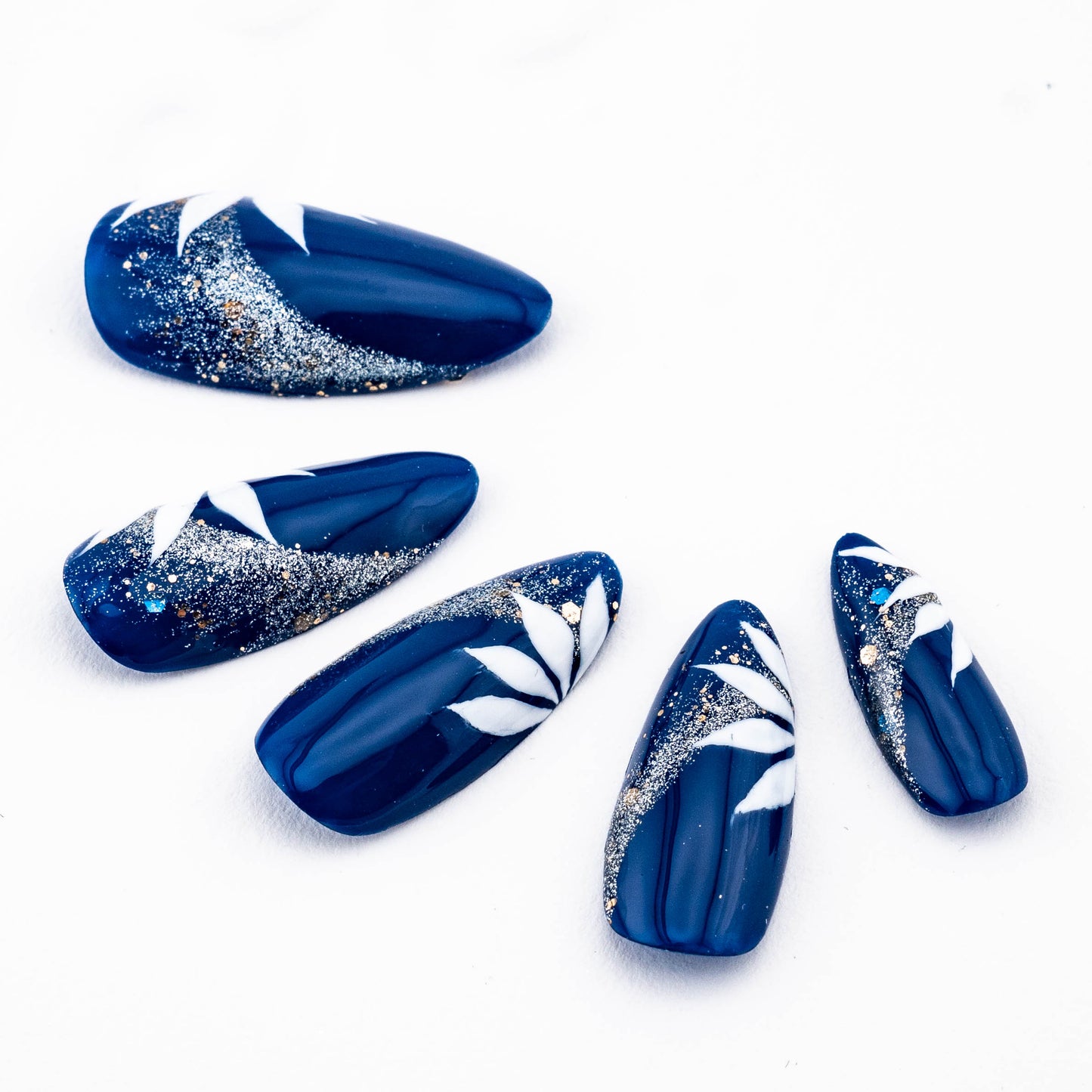 Midnight Sapphire Foliage Glitter Press On Nail
