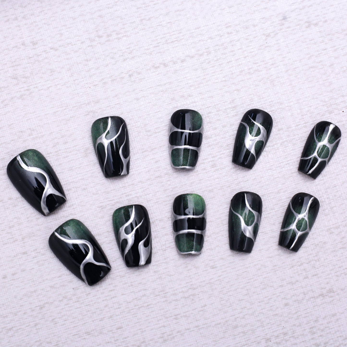 Emerald Flame Press On Nail