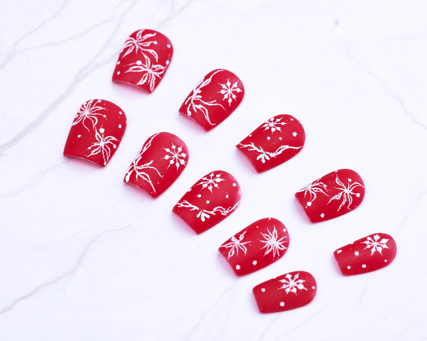 Holiday Sparkle Press On Nail