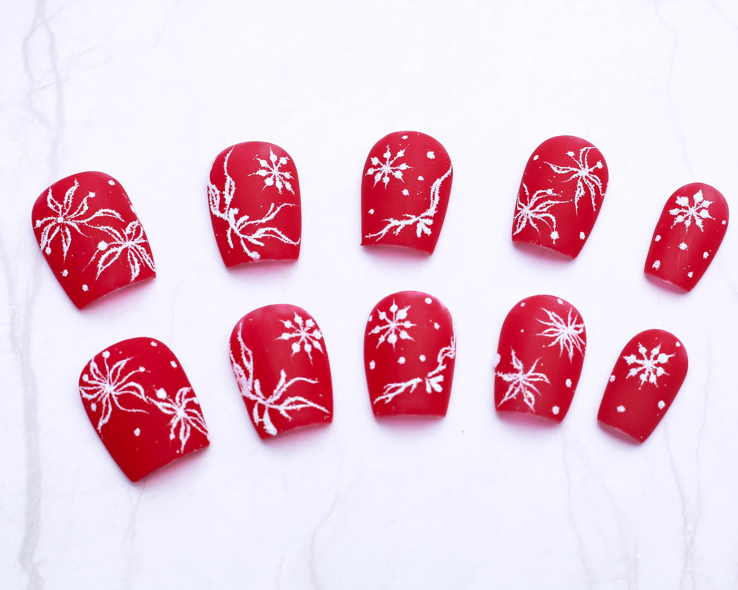 Holiday Sparkle Press On Nail