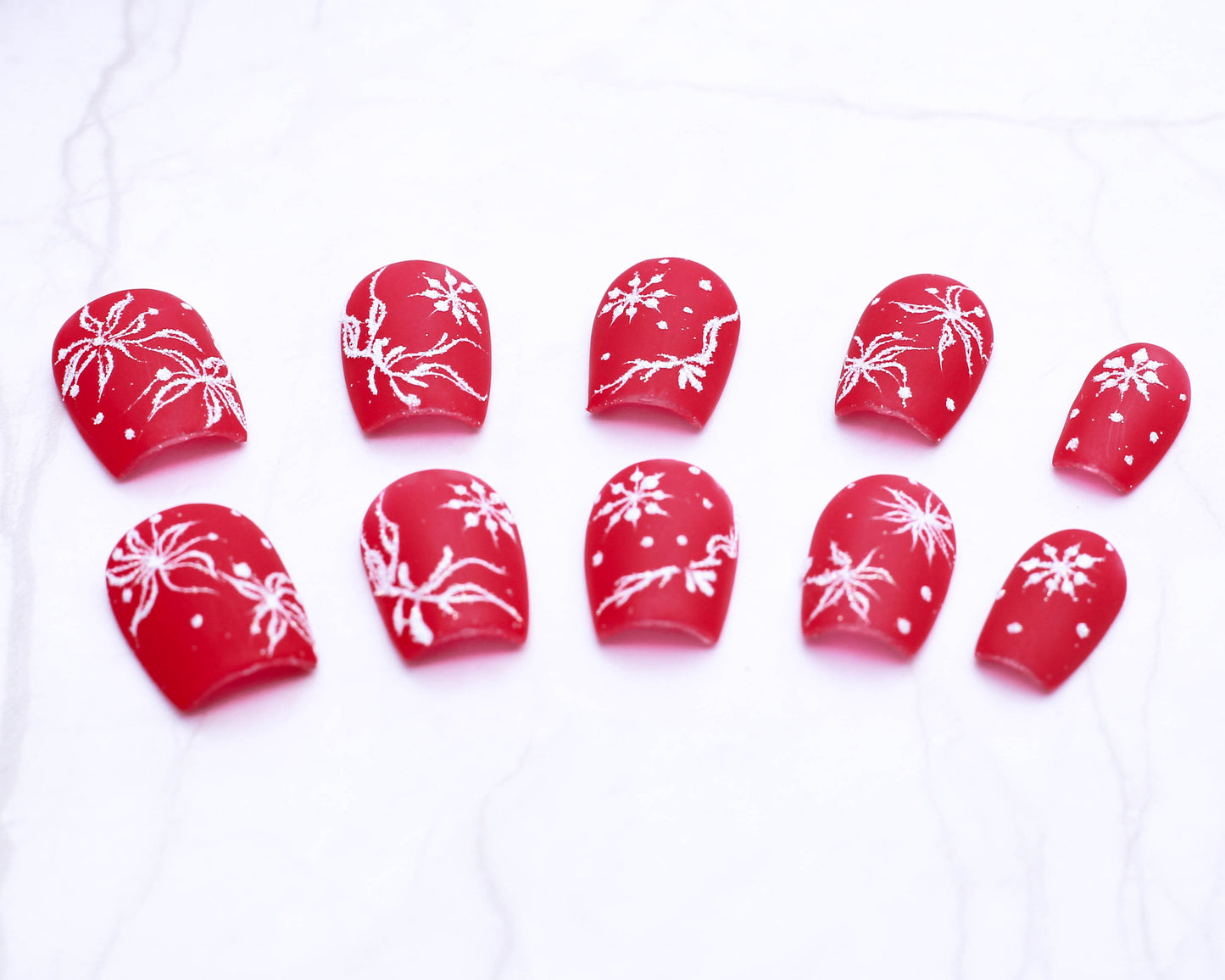 Holiday Sparkle Press On Nail