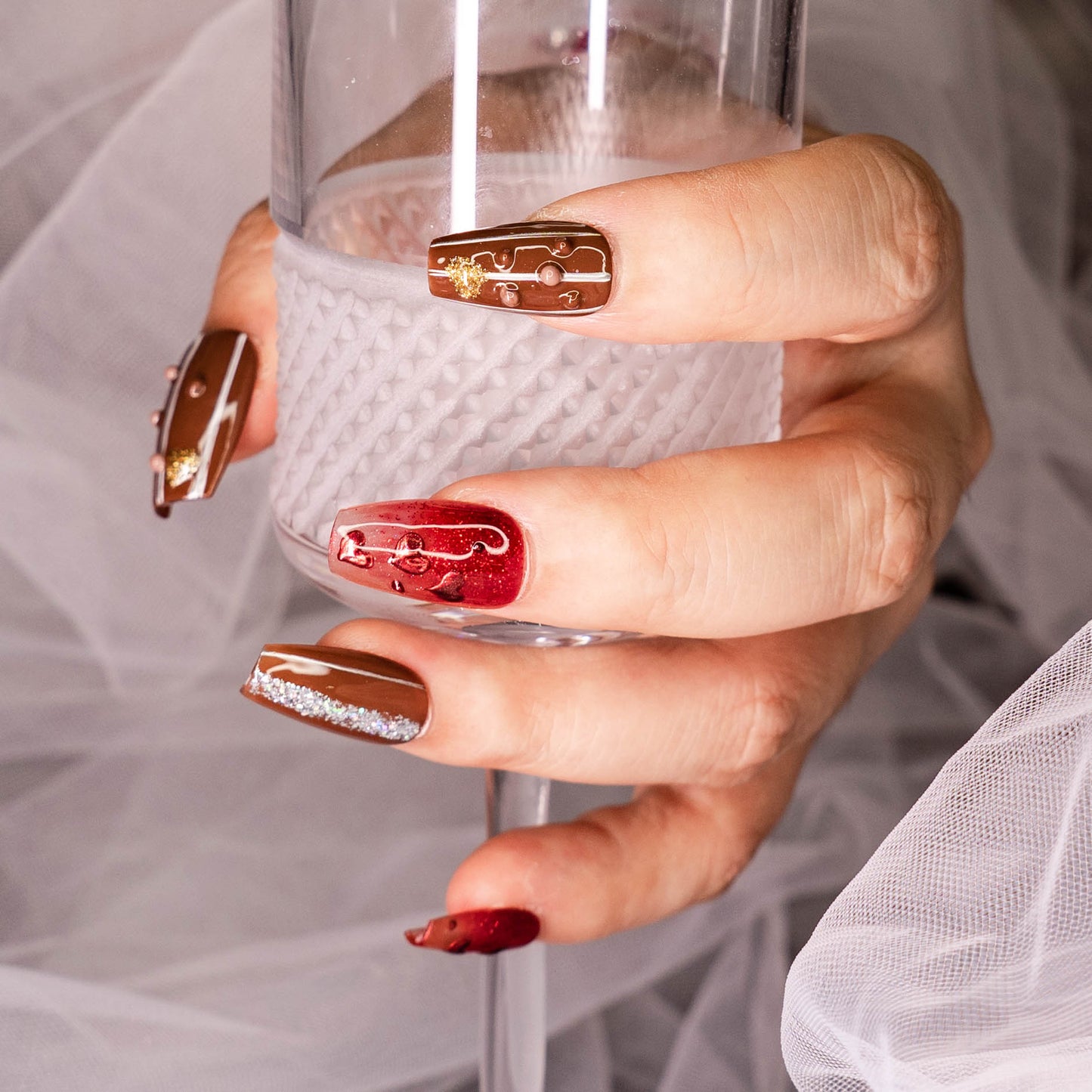 Chocolatier's Charm Glitter Valentine Press On Nail