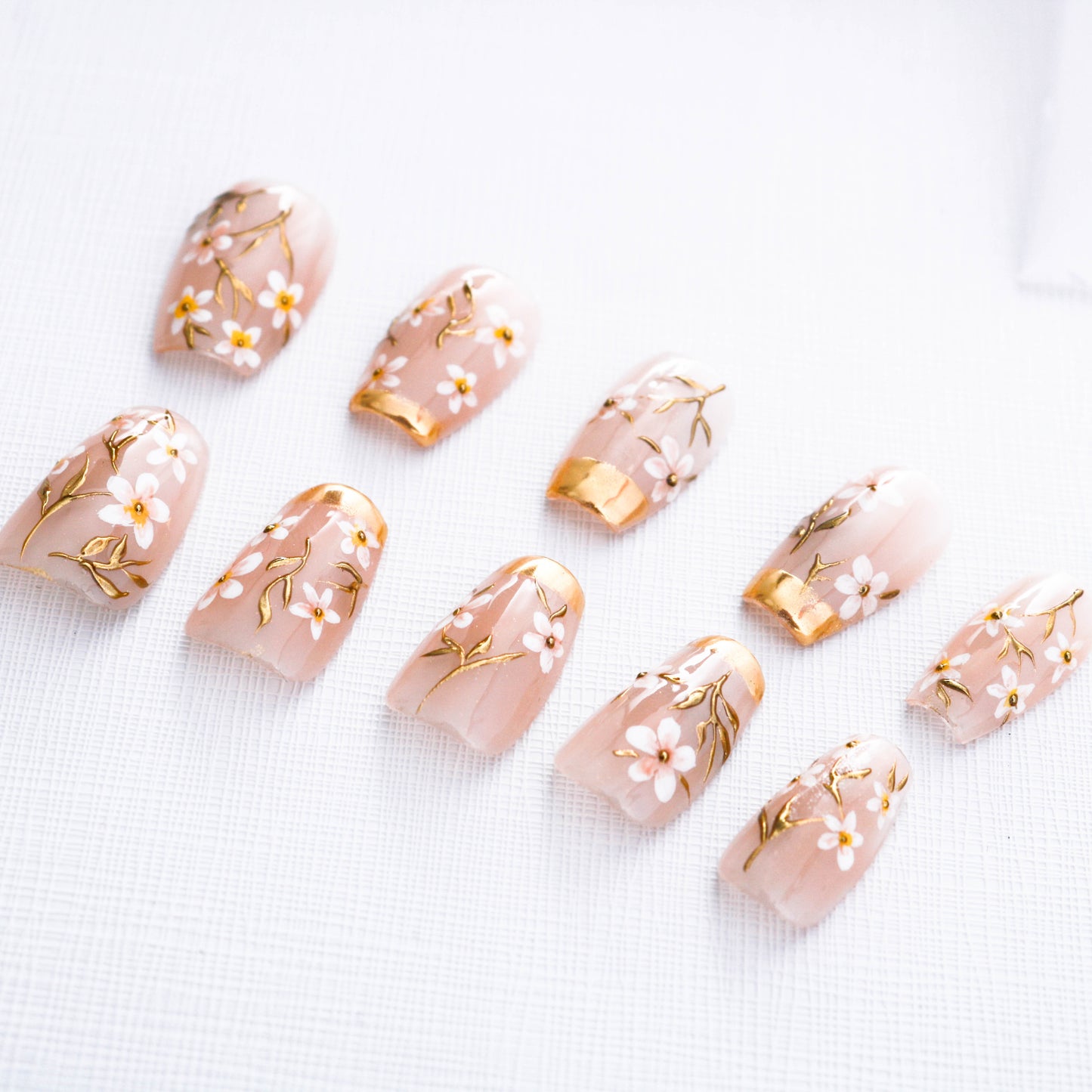 Golden Sakura Elegance Handmade Press on Nail