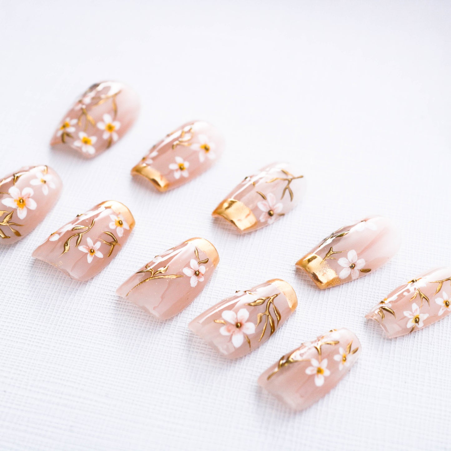 Golden Sakura Elegance Handmade Press on Nail