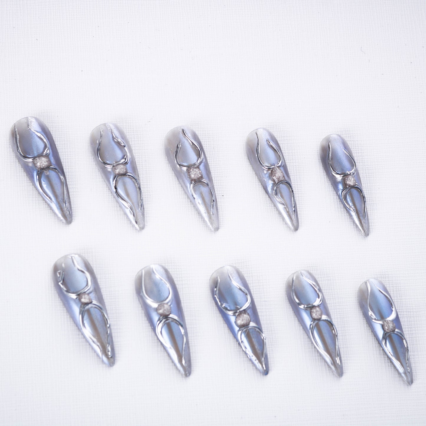 Lunar Gleam Luxe Chrome Press On Nail