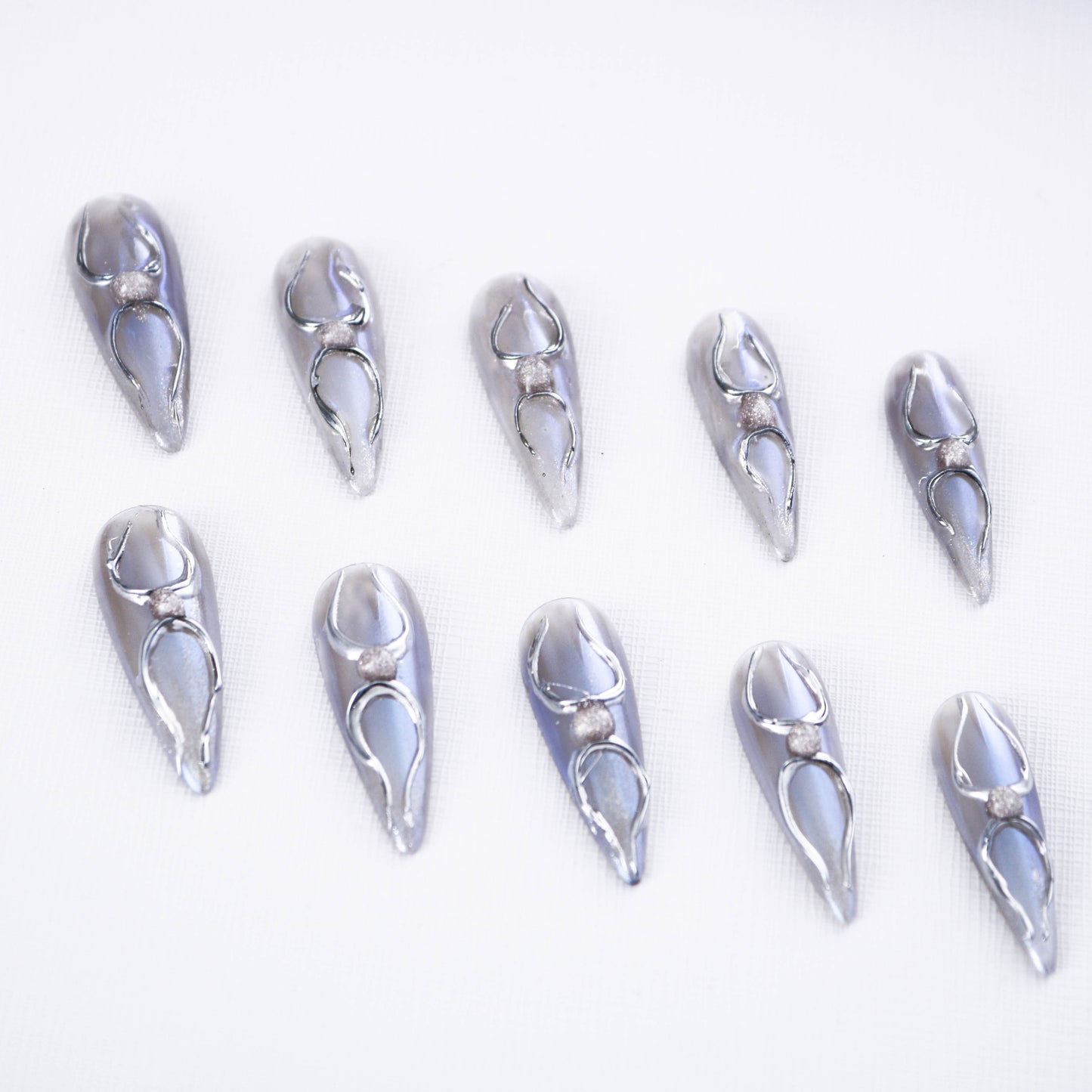 Lunar Gleam Luxe Chrome Press On Nail