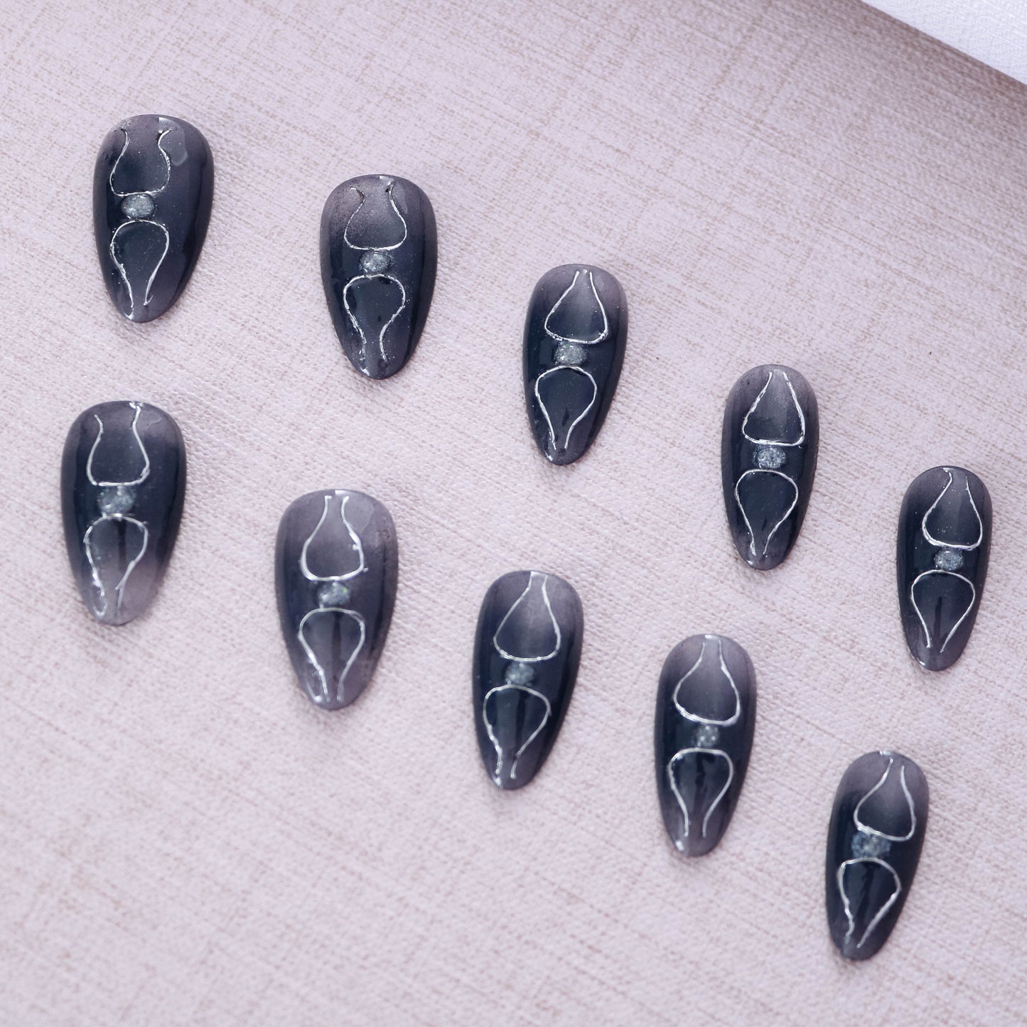 Lunar Gleam Luxe Chrome Press On Nail