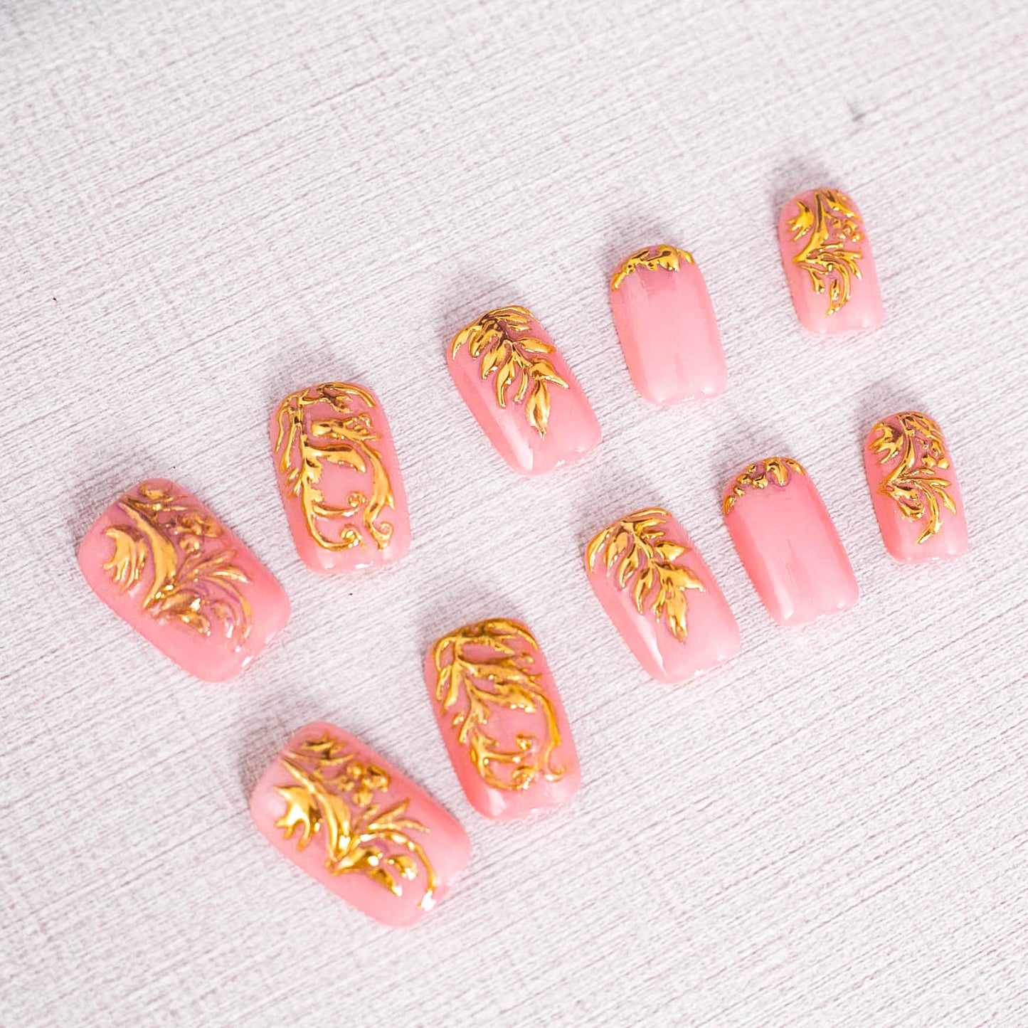 Regal Blossom Press on Nail