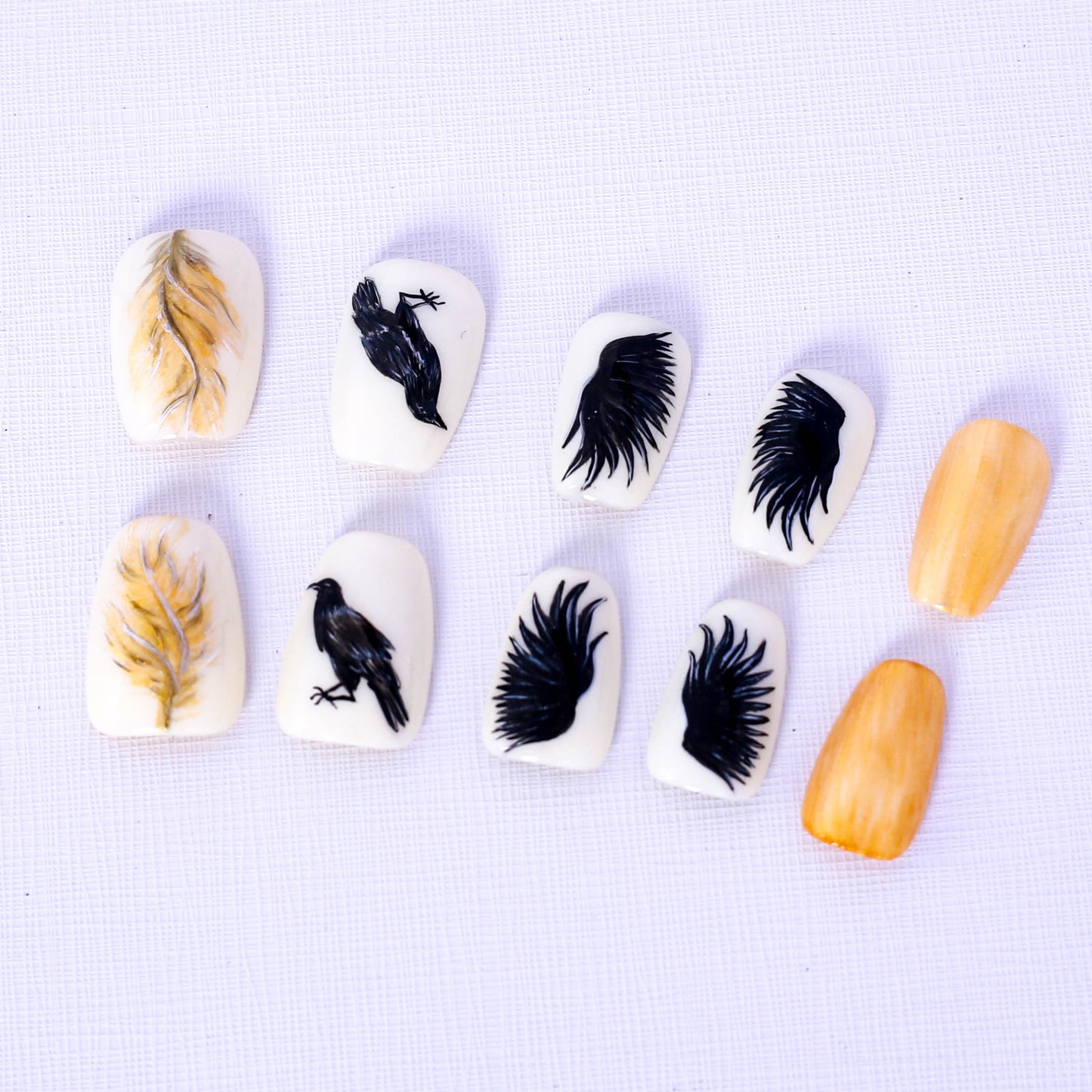 Raven's Elegance Press On Nail