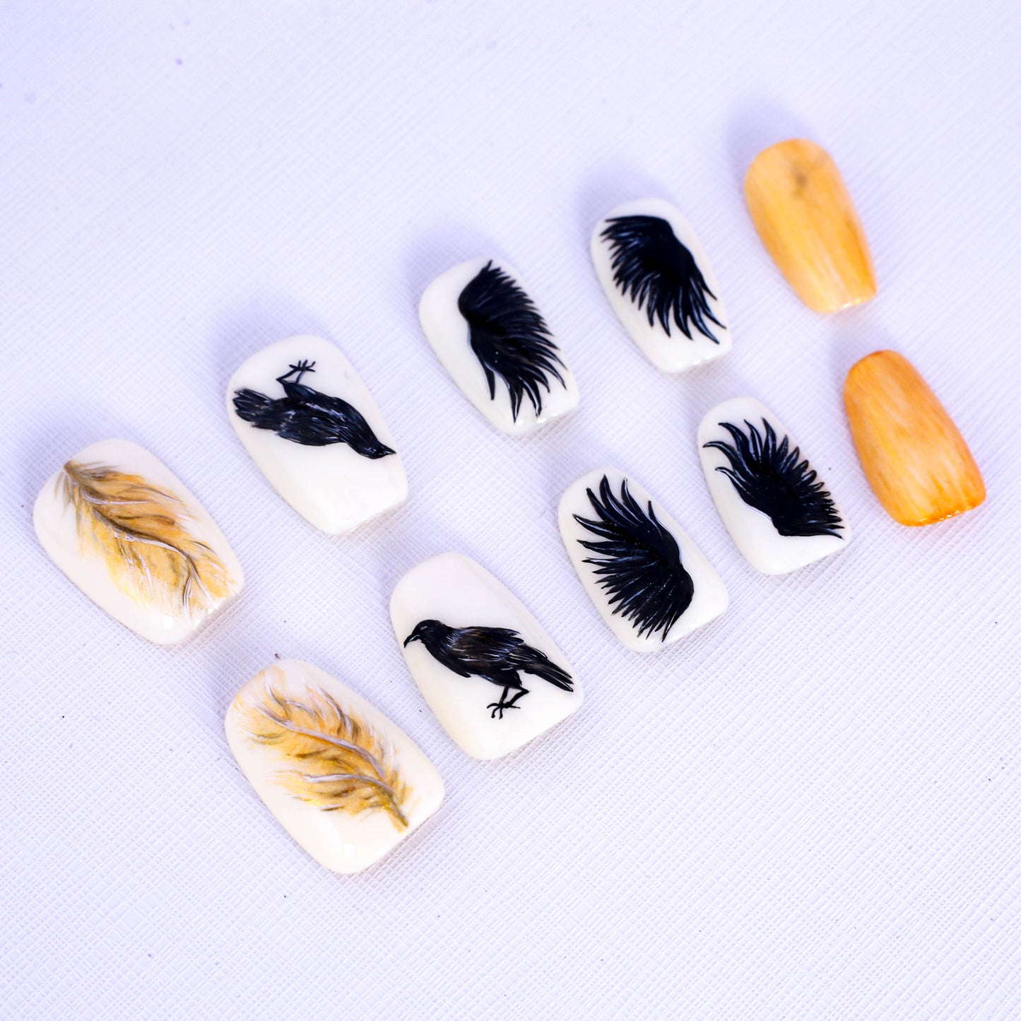 Raven's Elegance Press On Nail