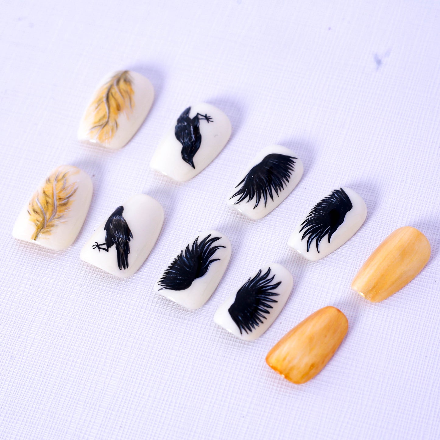 Raven's Elegance Press On Nail