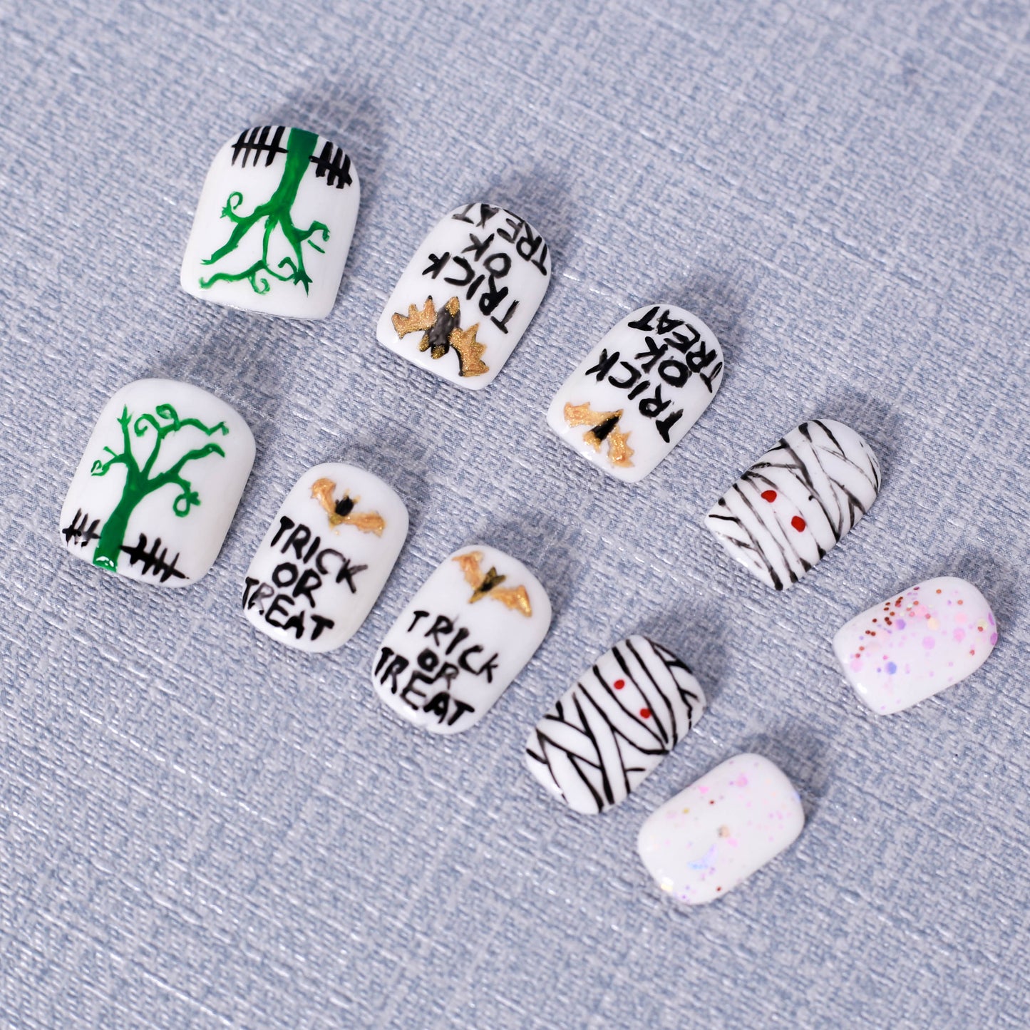 Trick or Treat Mummy Glow Press On Nail