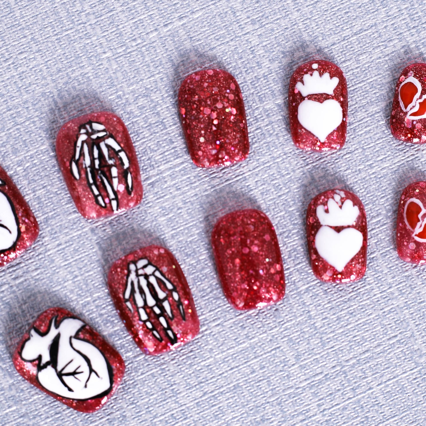 Gothic Heartbeat Press On Nail