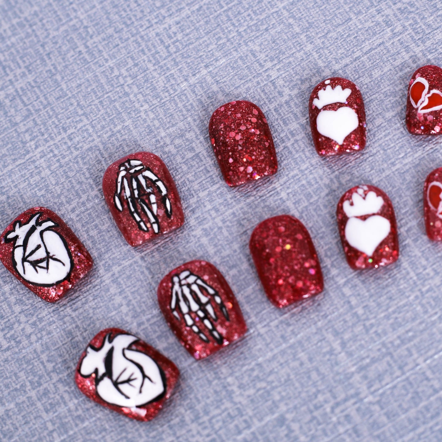 Gothic Heartbeat Press On Nail
