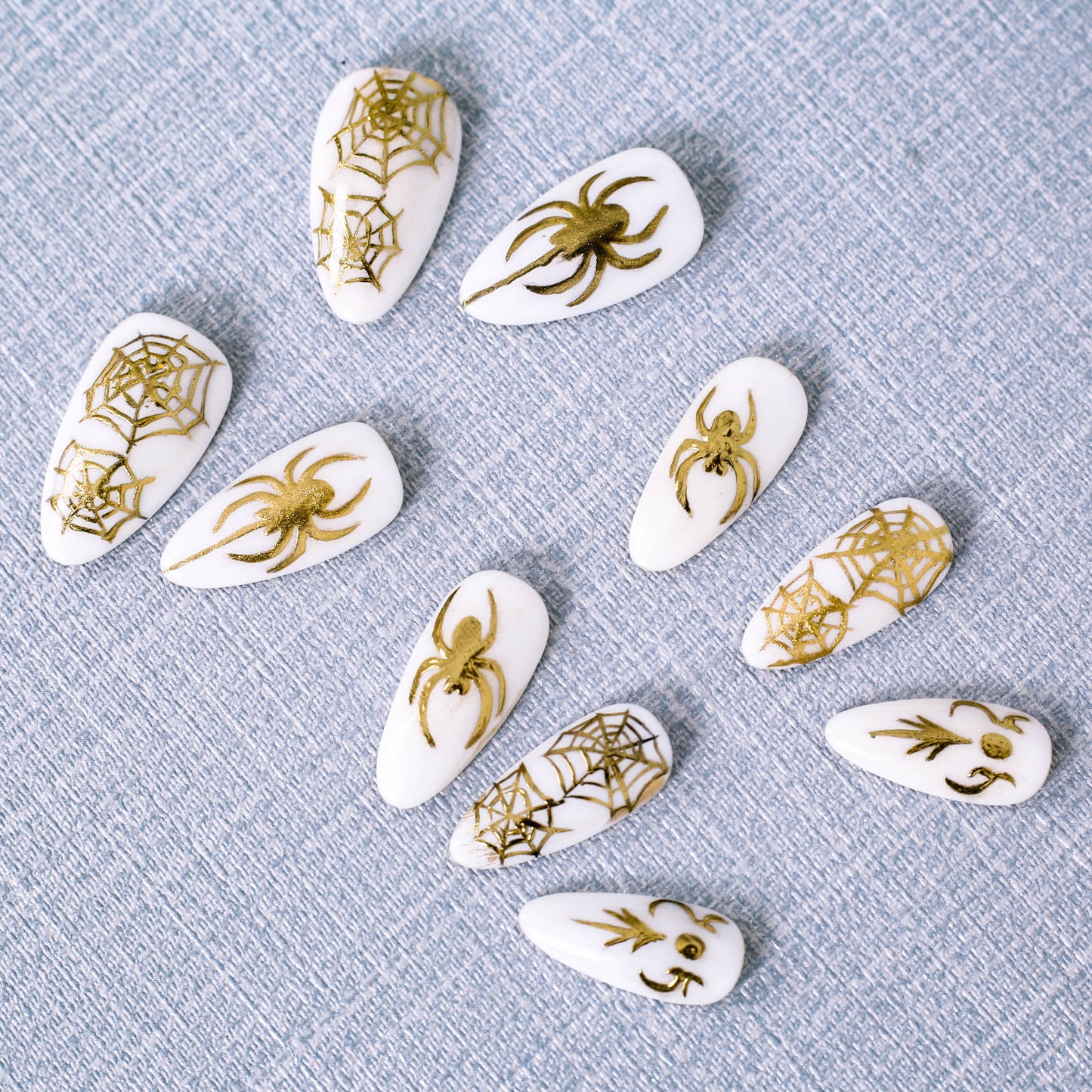 Golden Web Press On Nail