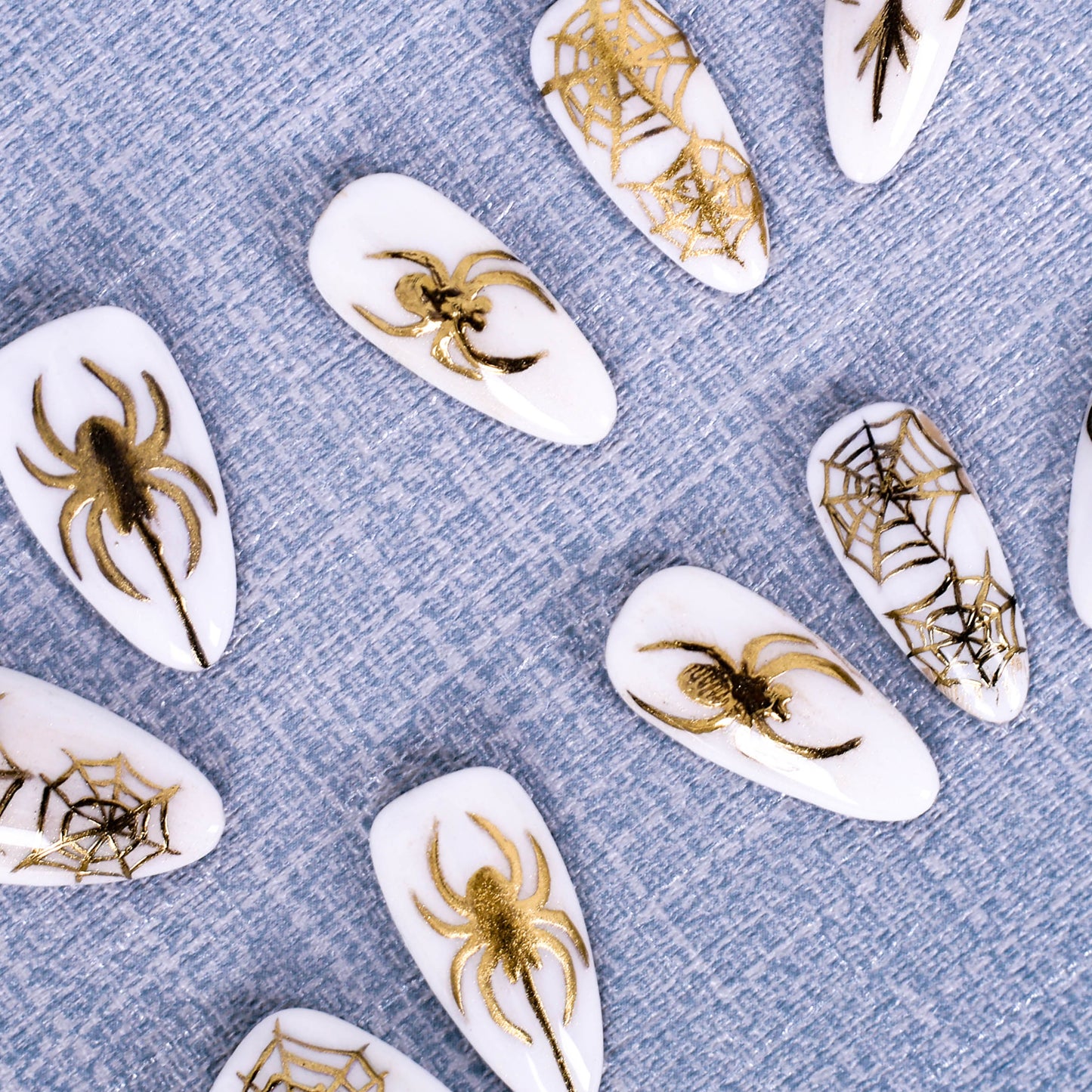 Golden Web Press On Nail
