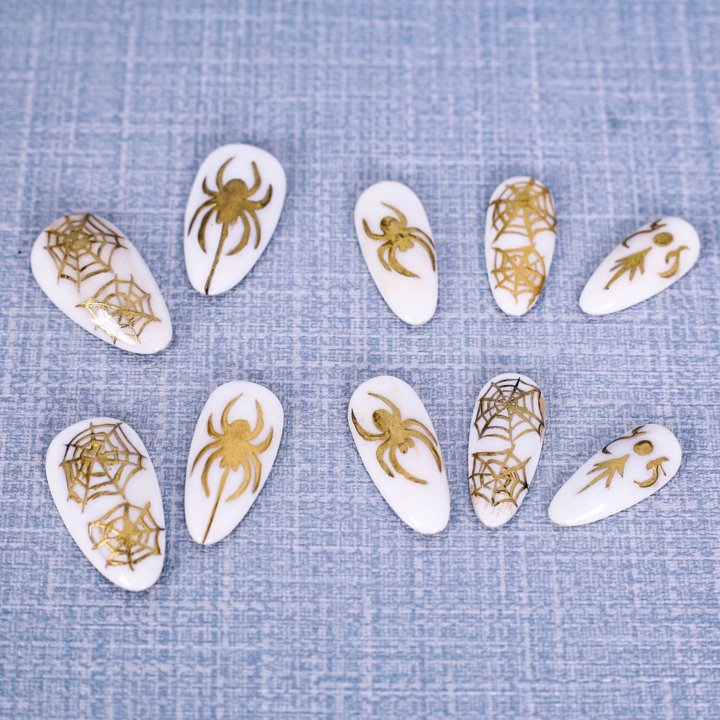 Golden Web Press On Nail