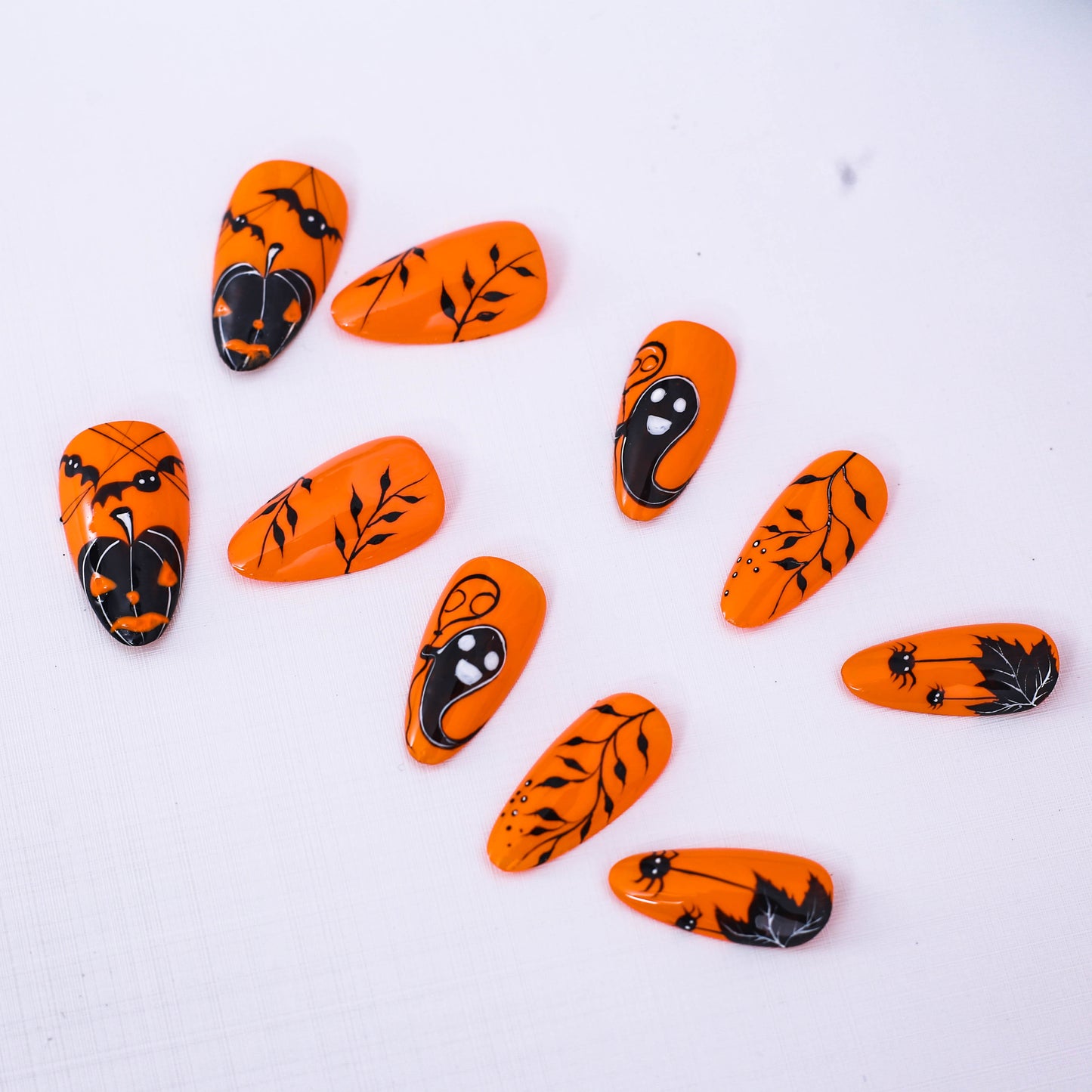 Spooky Glow Press On Nail