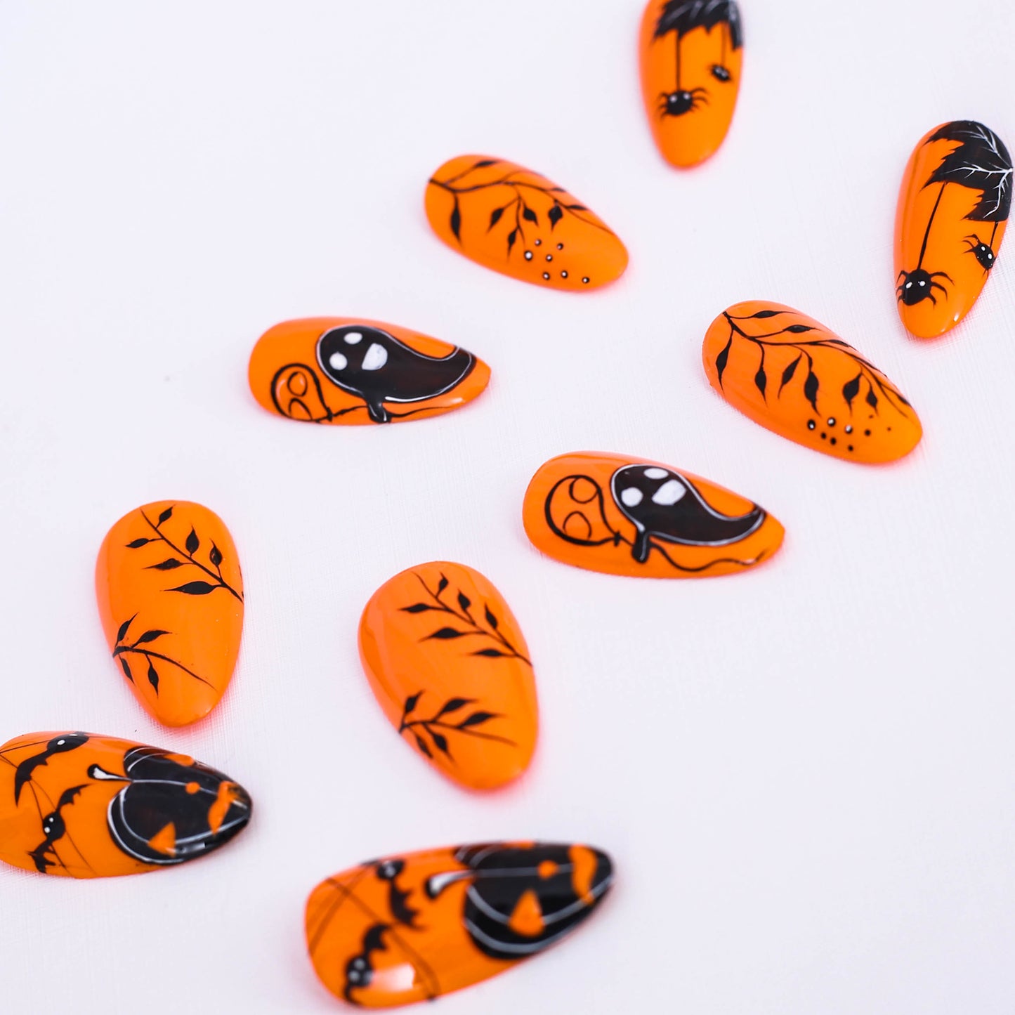 Spooky Glow Press On Nail
