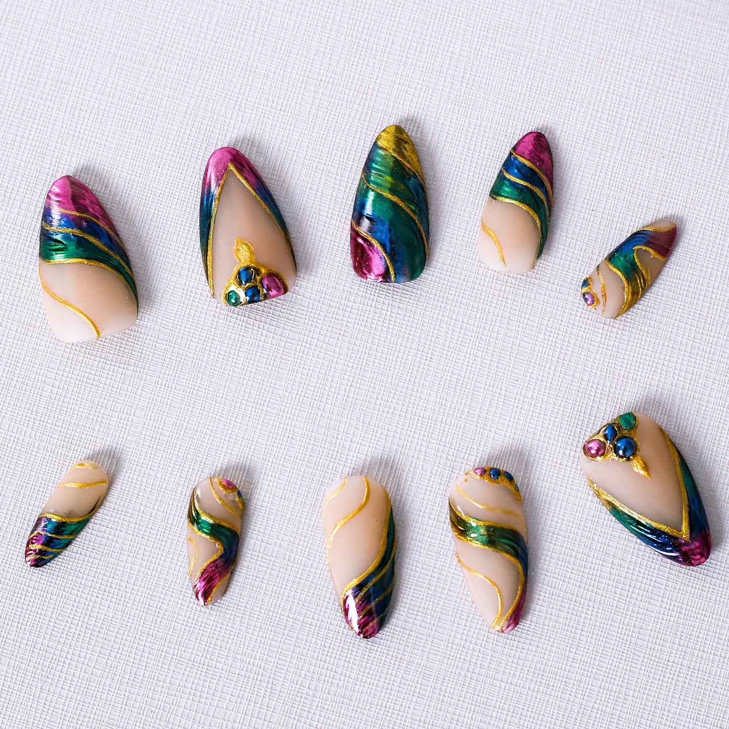 Opulent Swirl Press On Nail