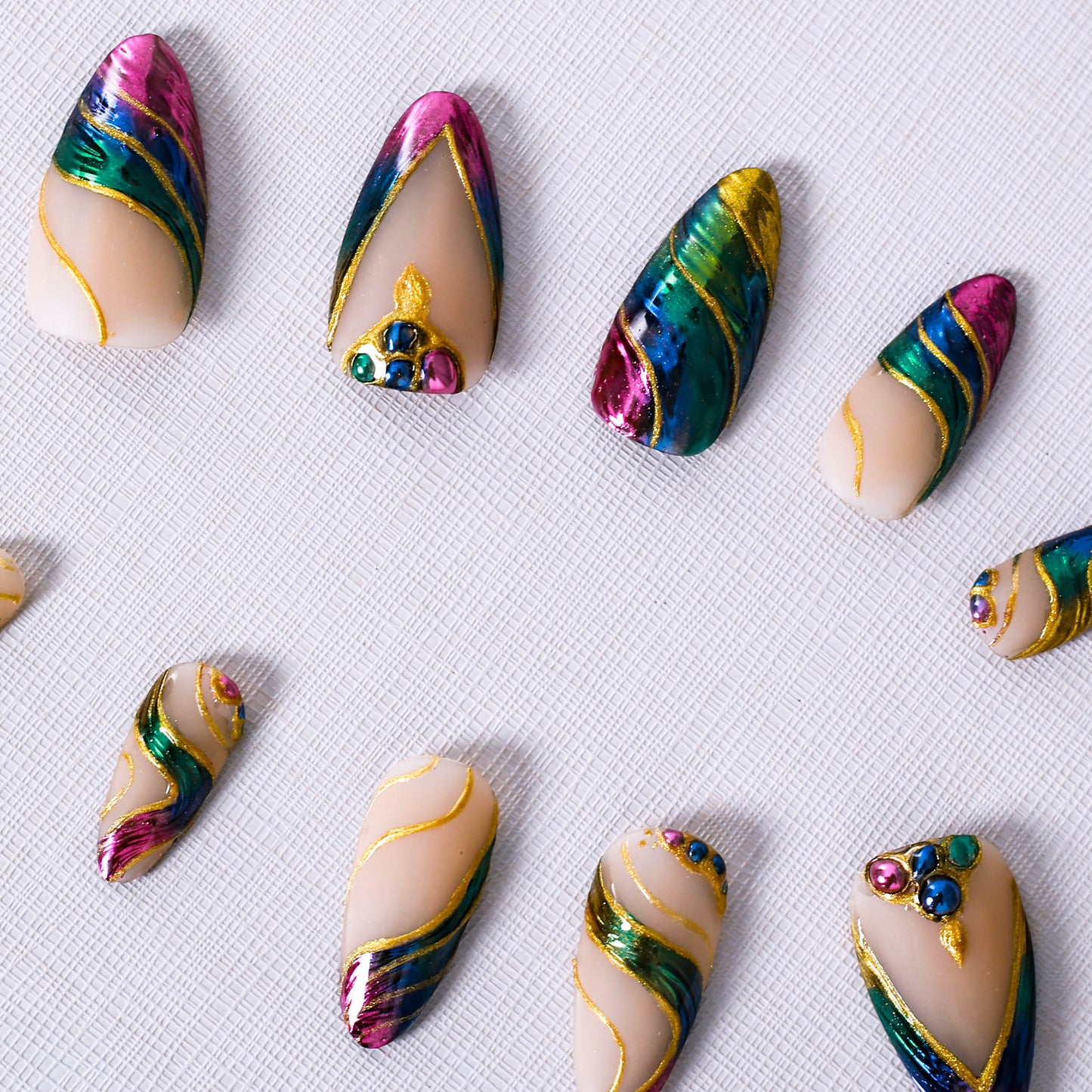Opulent Swirl Press On Nail