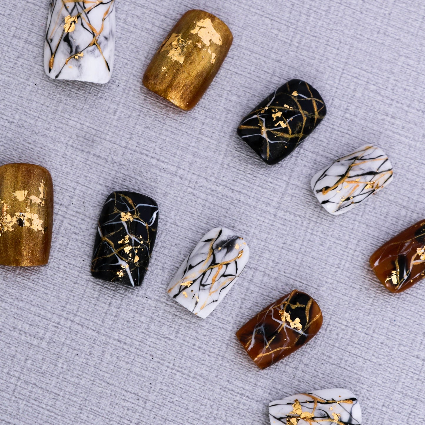 Golden Marble Luxe Press On Nail