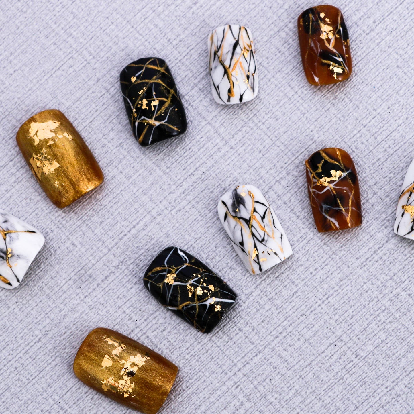 Golden Marble Luxe Press On Nail