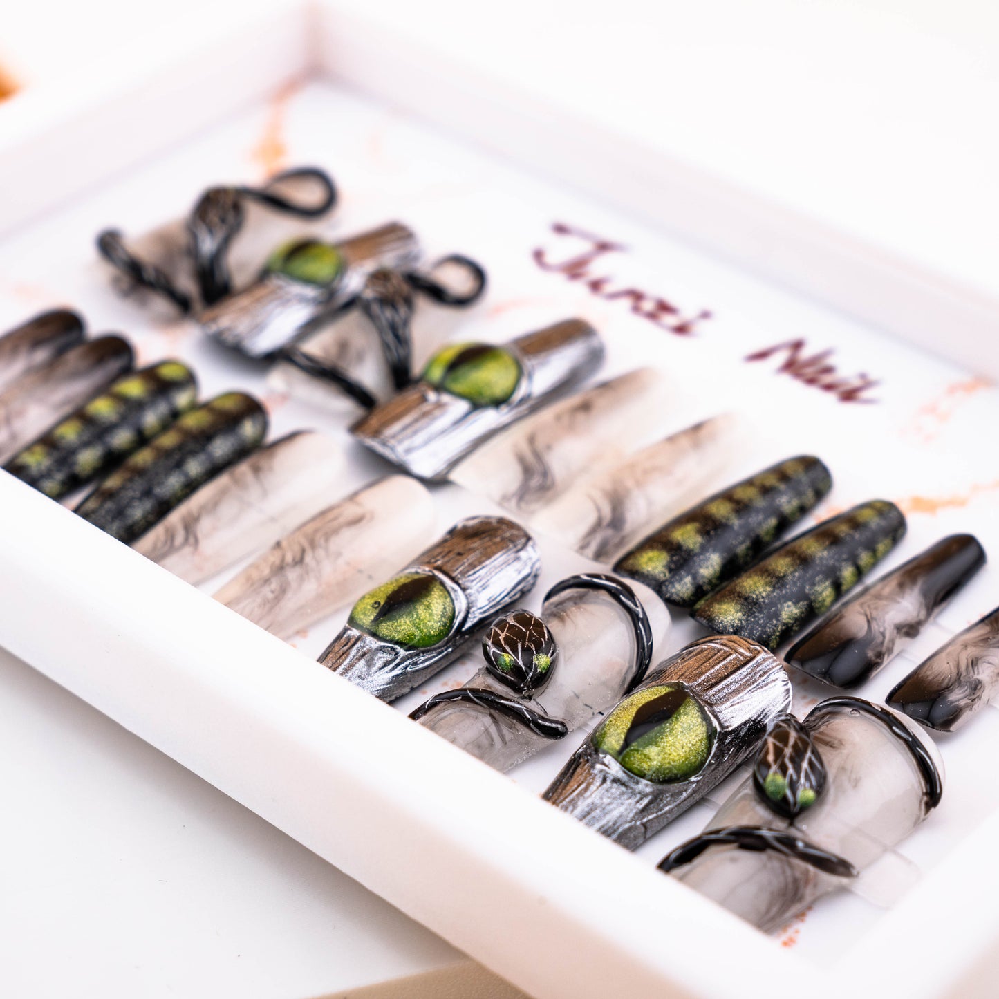 Green Cyberpunk Snake Deviled Eyes Glitter Press on Nail