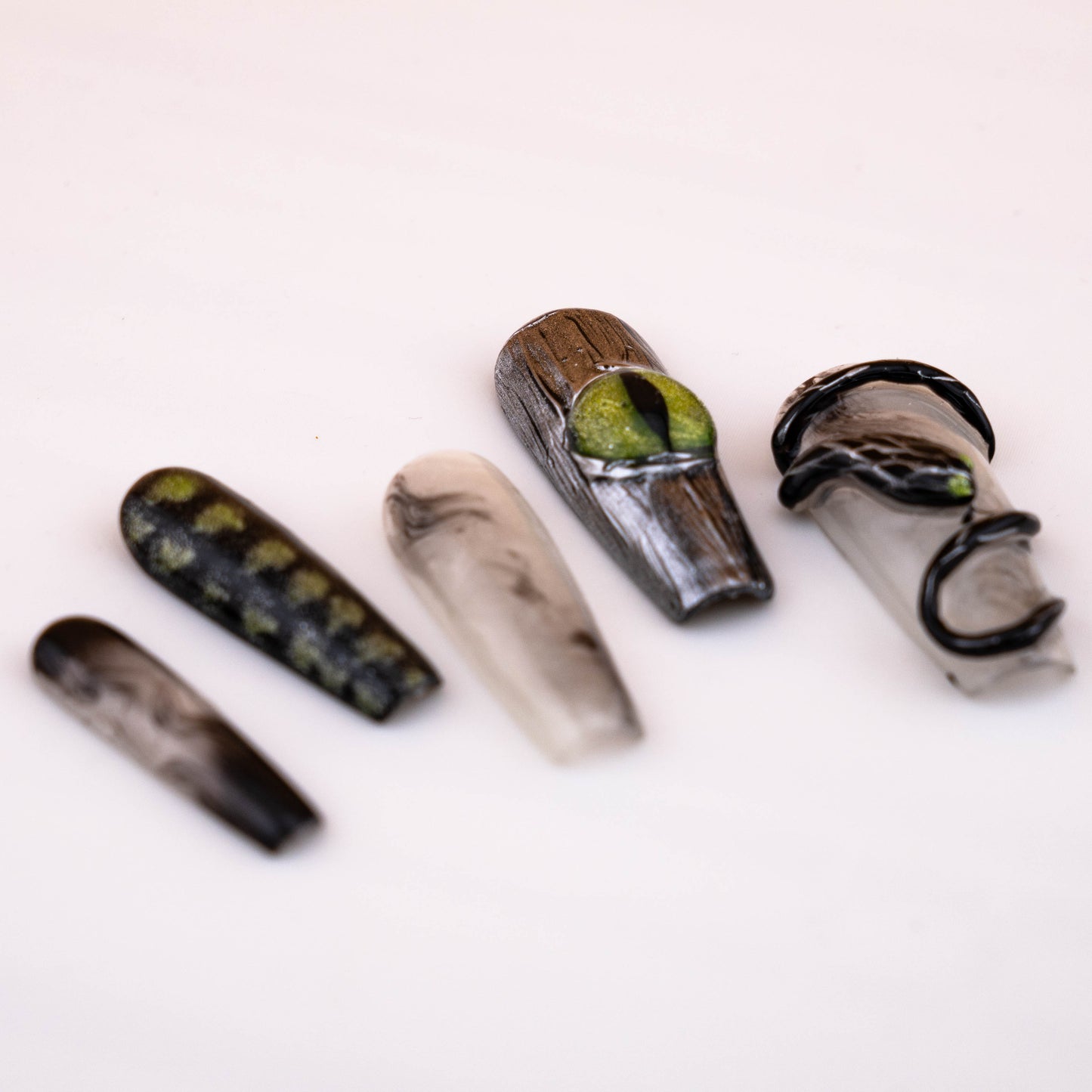 Green Cyberpunk Snake Deviled Eyes Glitter Press on Nail