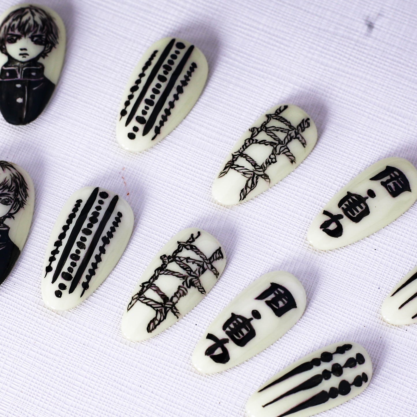 Monochrome Manga Chronicles Press On Nail