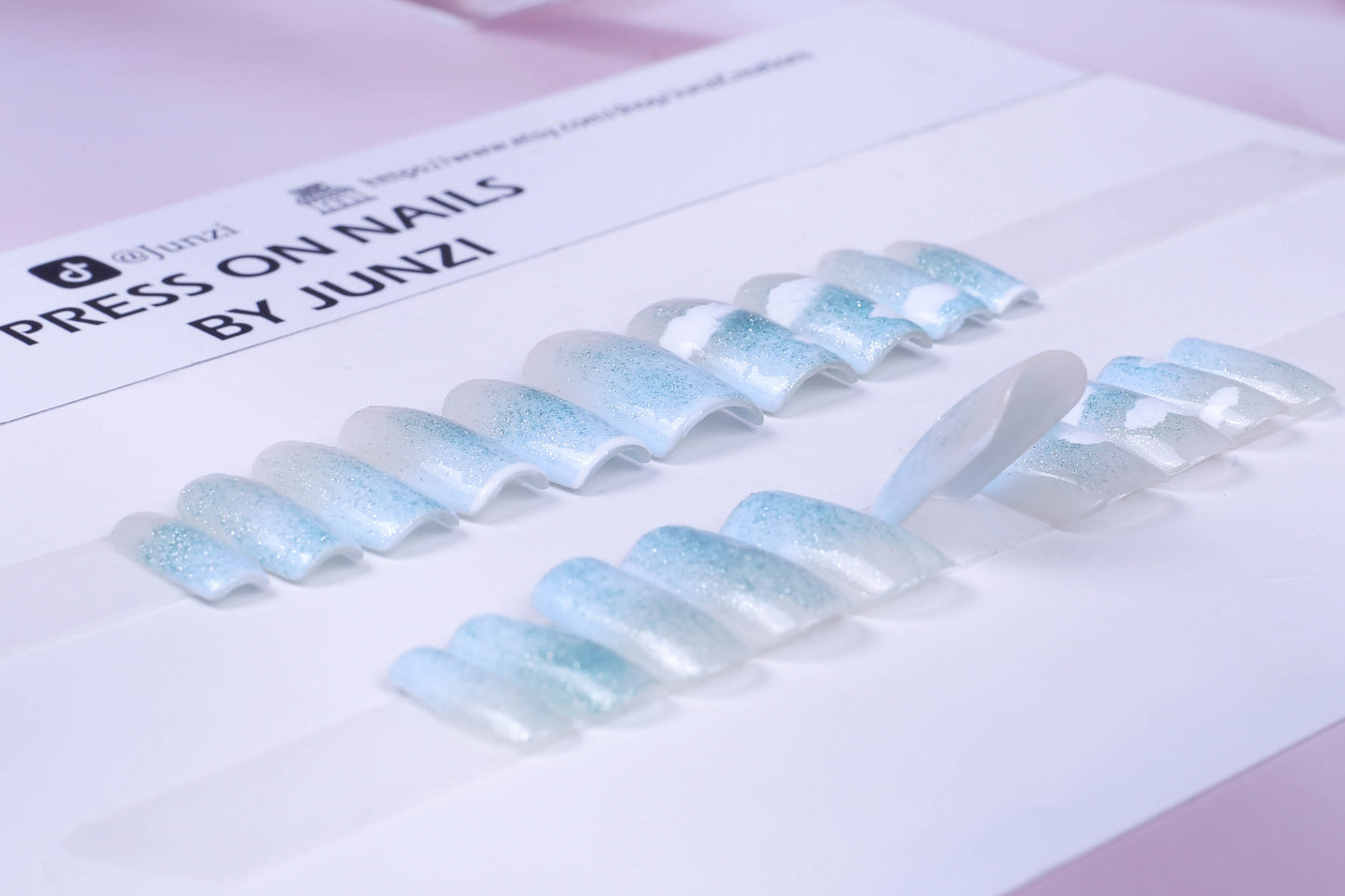Blue Sky Glittering Summer Press On Nails